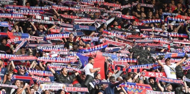 Le tifo PSG-OM "jeté à la poubelle"