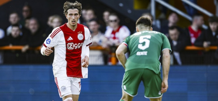 Mercato : après l’appel du PSG à l’Ajax, Godts est resté sur le banc