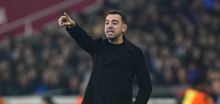 Xavi promet "une guerre" au PSG