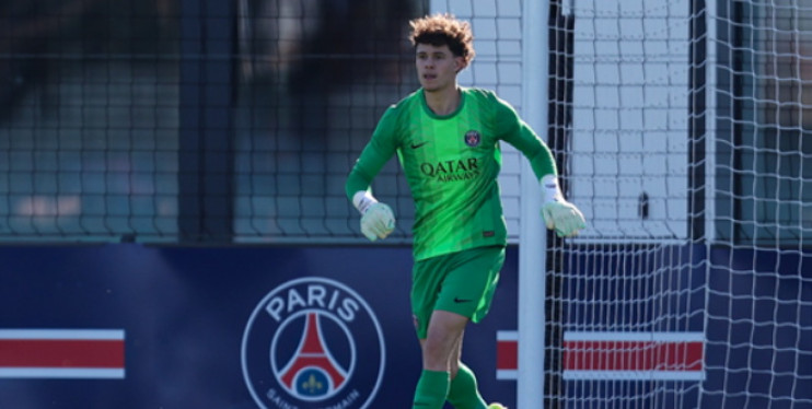 Avec les tripes, un penalty repoussé, le PSG U19 en demi-finale de la Youth League 