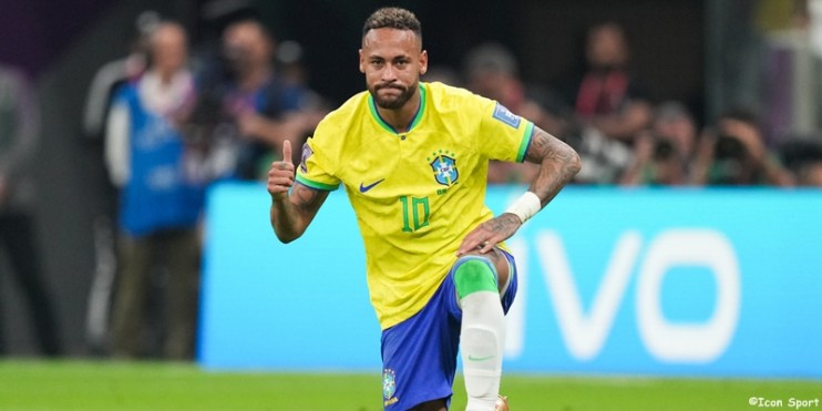 CdM : Neymar rejoue et marque !