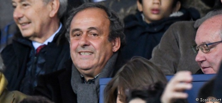 Platini fustige la VAR et défend Kimpembe