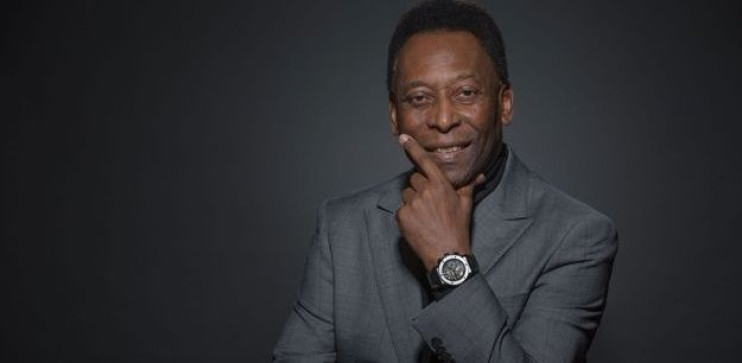 Pelé est arrivé à Paris et attend Mbappé