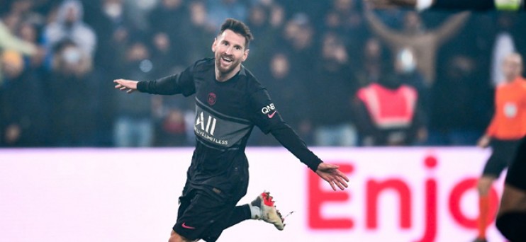 Lionel Messi remporte le Ballon d'Or 2021 ! 