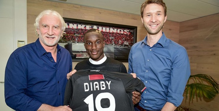 Diaby se fait cartonner par le Bayern en finale !