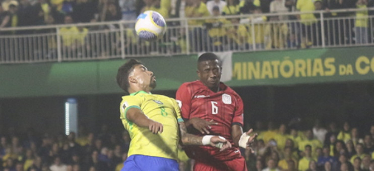 PSG : Willian Pacho honoré par l'Equateur 