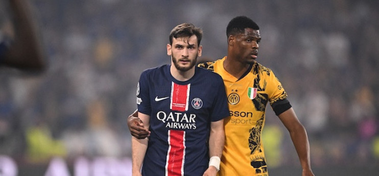 Dumfries sonné par le PSG : "Je me réveille en sursaut"