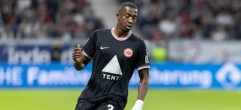Le PSG chipe Pacho à Francfort ! (officiel) 