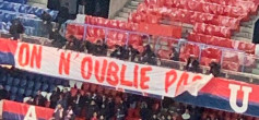 PHOTO : les Ultras expriment leur colère