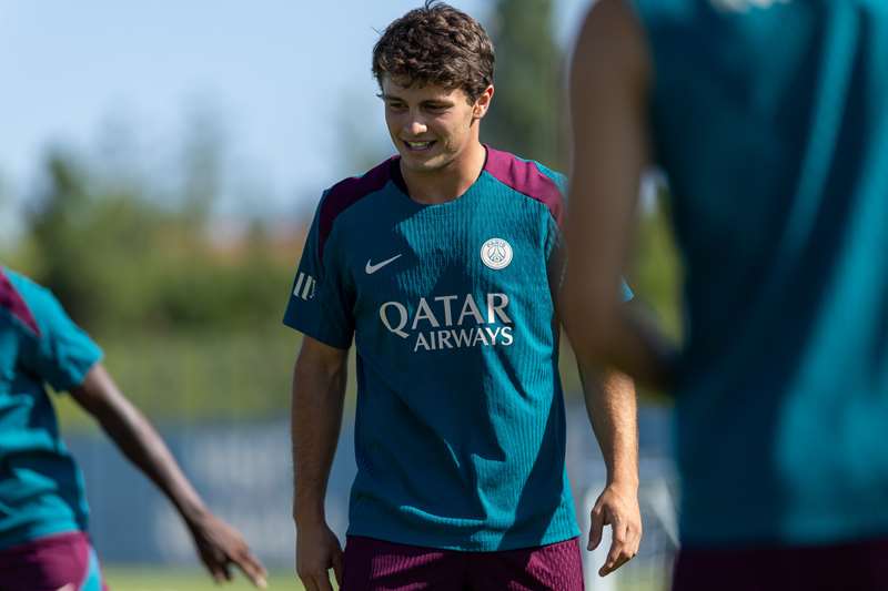 joao-neves-psg-entrainement.jpg (29 KB)