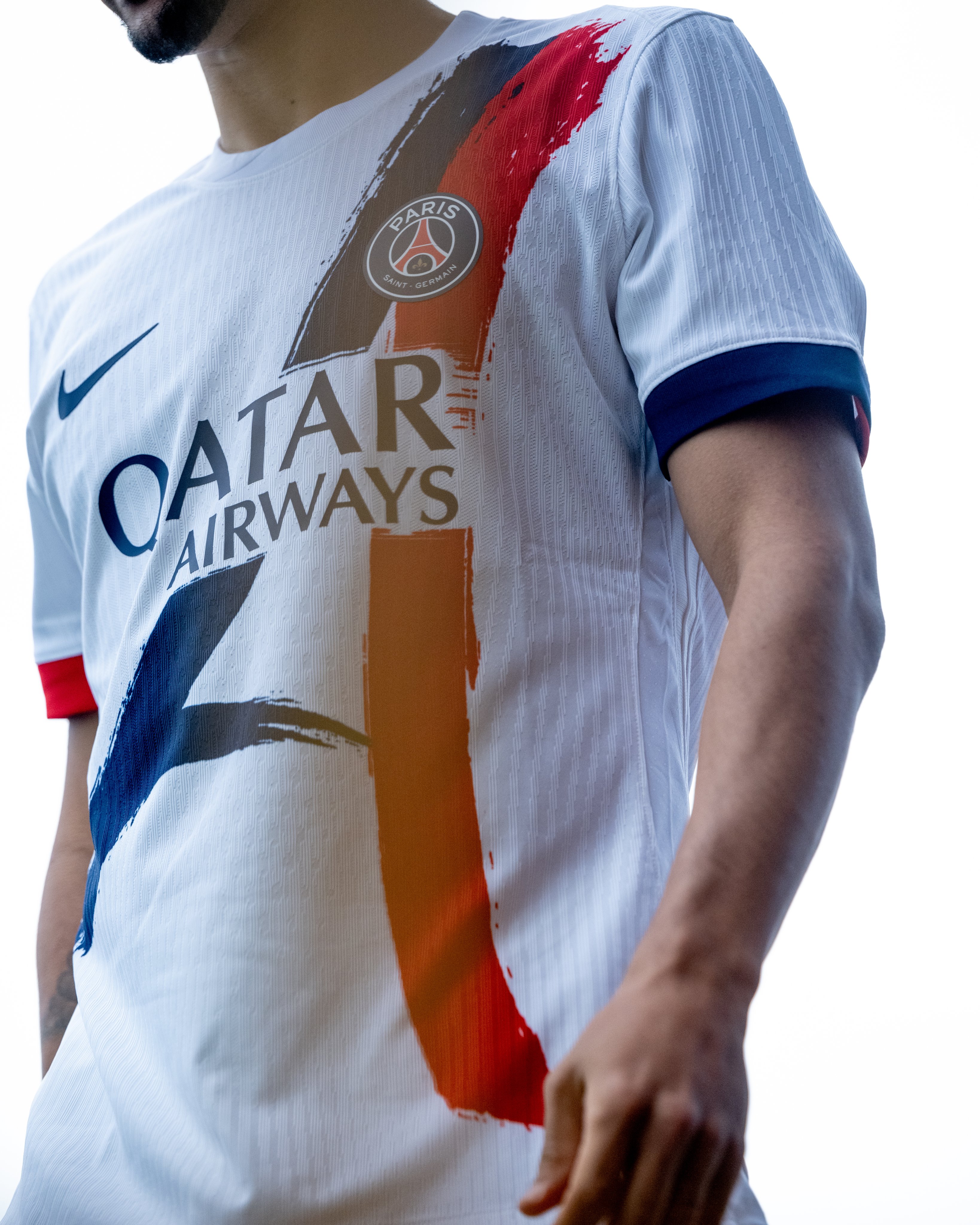 maillot-extérieur-2024-2025-officiel.jpg (2.06 MB)